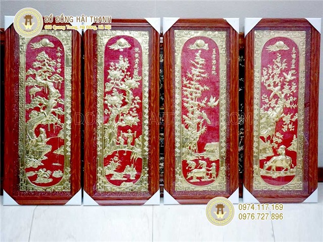 Tranh tứ quý bằng đồng vàng liên mê khung gỗ nền đỏ KT 40x115 cm