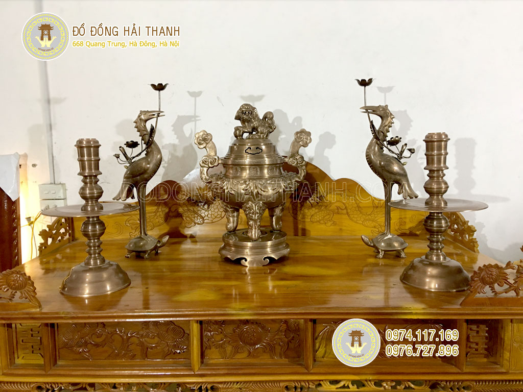 đỉnh đồng thờ cúng hoa sòi tai mây