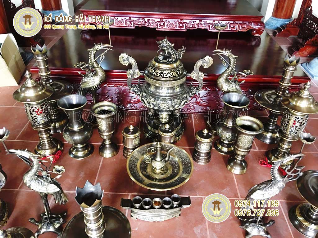 đỉnh đồng thờ cúng cho nhà thờ họ